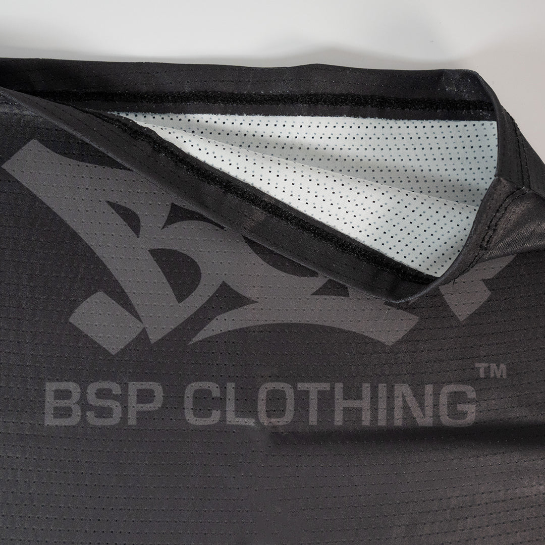 Dual Face Cover – Black Fade