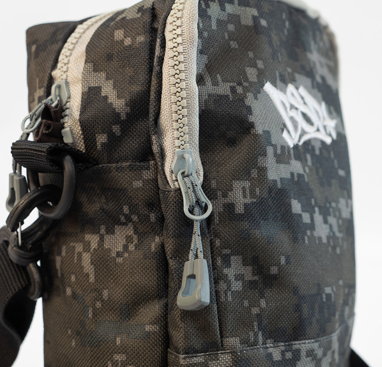 Camo side clearance bag