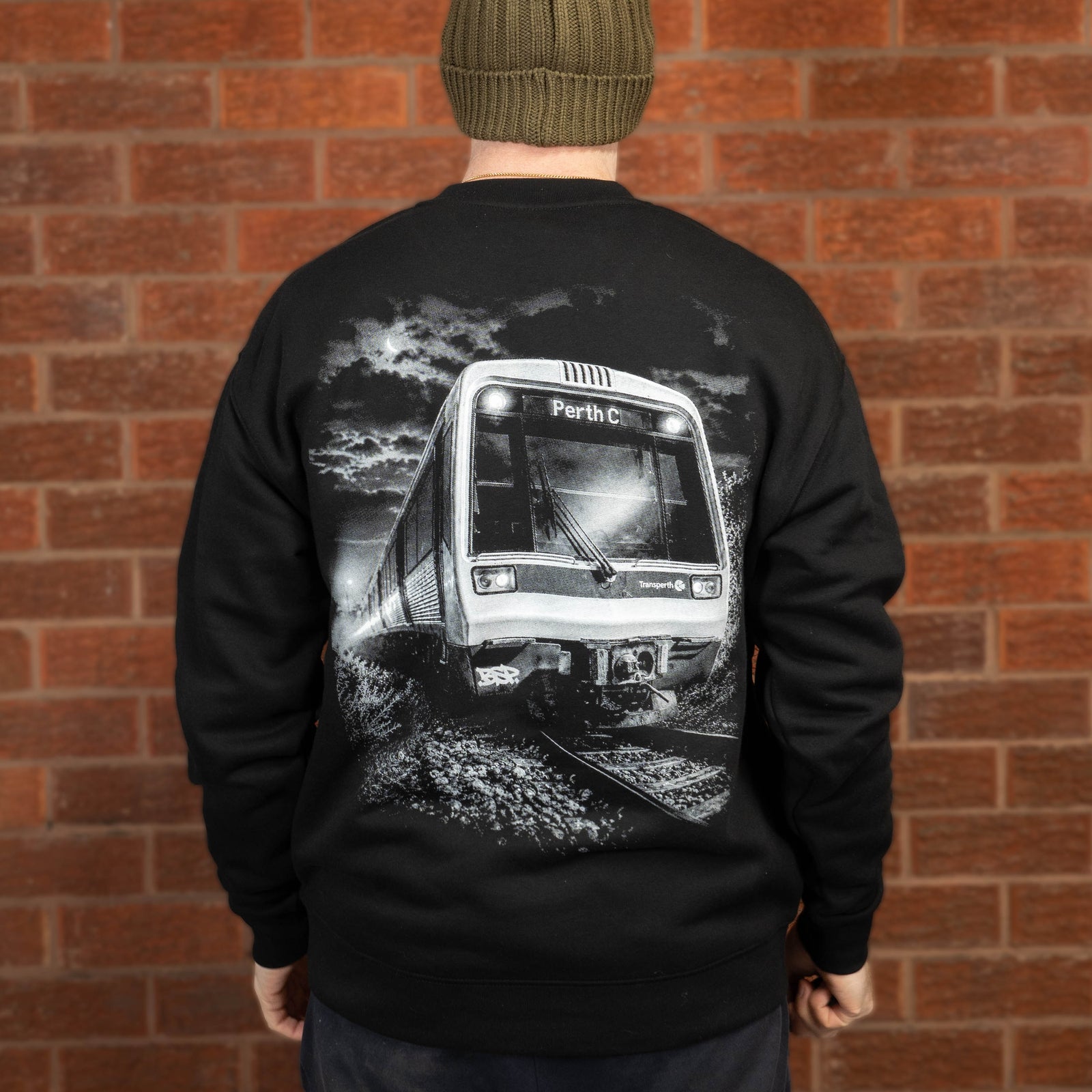 LAST RUN PERTH CREWNECK